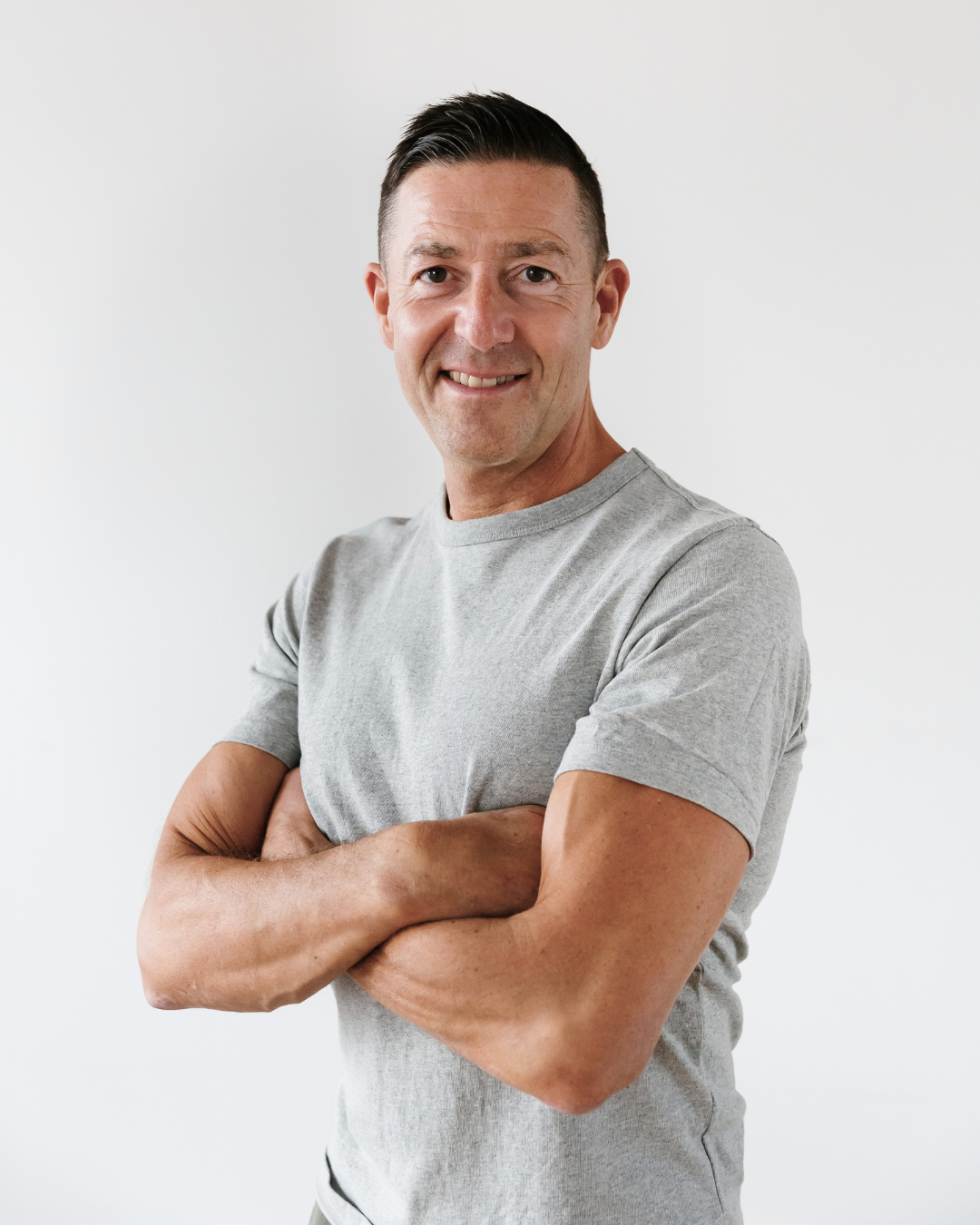 Phil Ruttens in a relaxed professional portrait